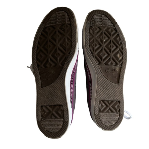 Converse Gray and Fuchsia Low Top Sneakers Size 8 Ladies Gray & Purple Sneakers - Picture 3 of 14